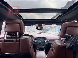 جیپ گراند شیرۆکی